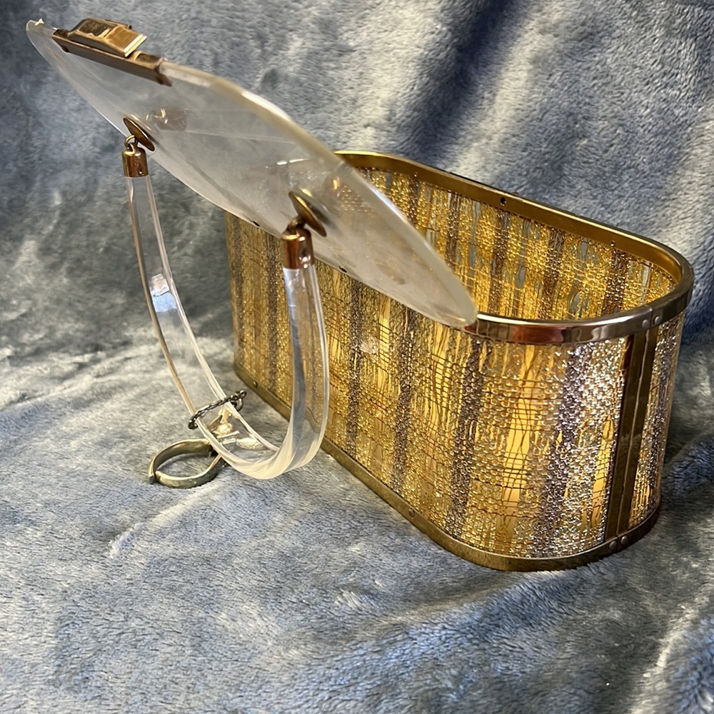 Vintage Majestic bag. Very unique, rare find. - Picture 4 of 4